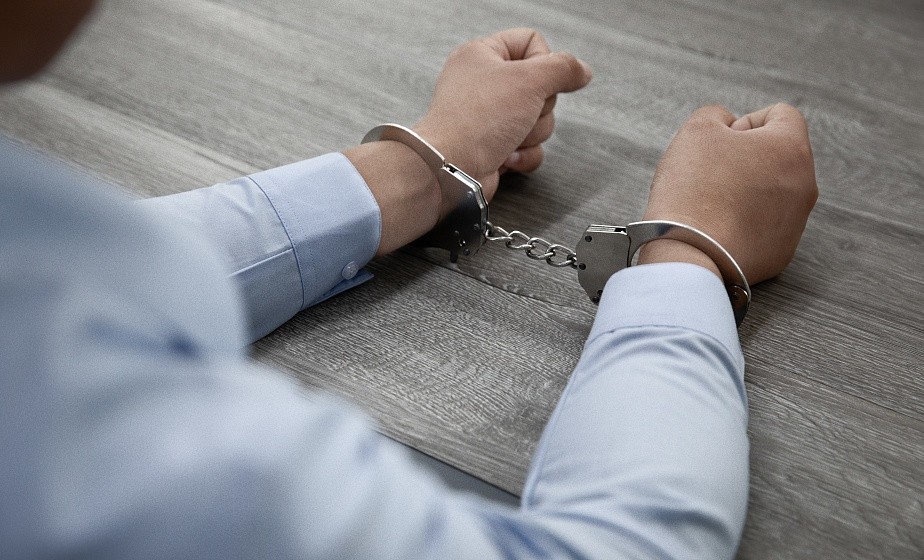 Минчанин получил 8 лет лишения свободы за крупные взятки
