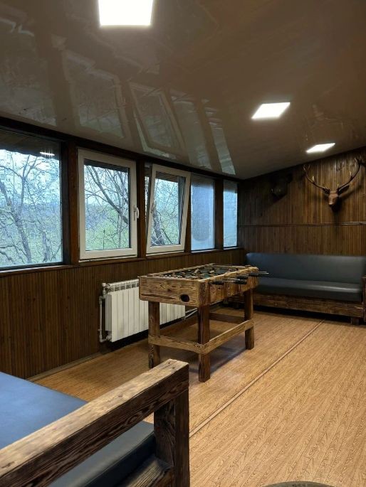 На Аксёнова