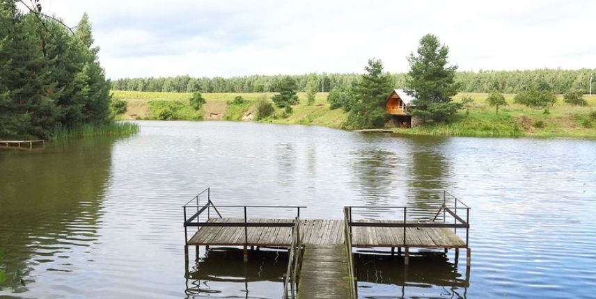 Адамово озеро