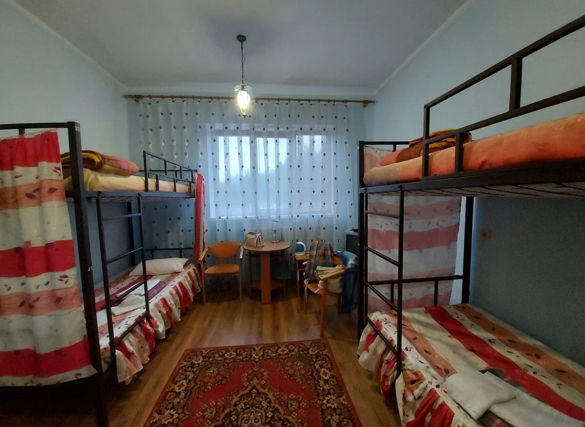 Хостел 85
