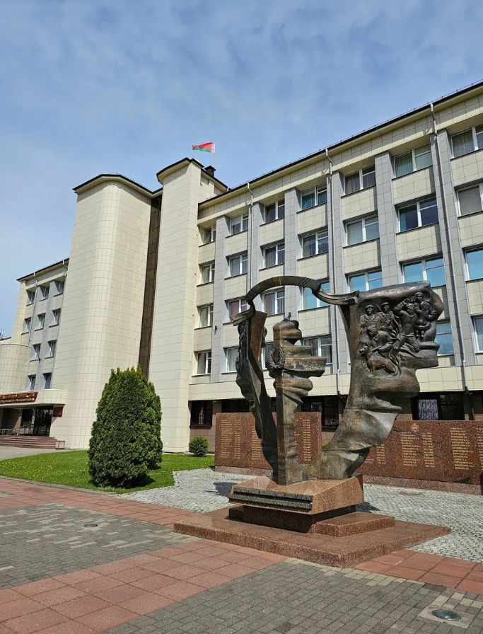 Памятник погибшим милиционерам